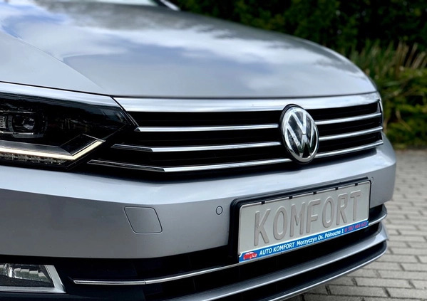 Volkswagen Passat cena 64999 przebieg: 198000, rok produkcji 2018 z Piła małe 781